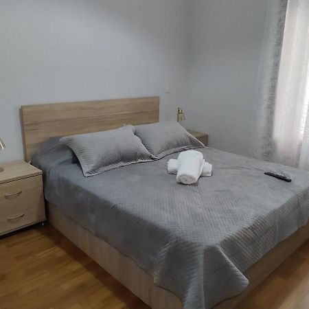 Dr. J. Spon Apartment Nafpaktos Ngoại thất bức ảnh