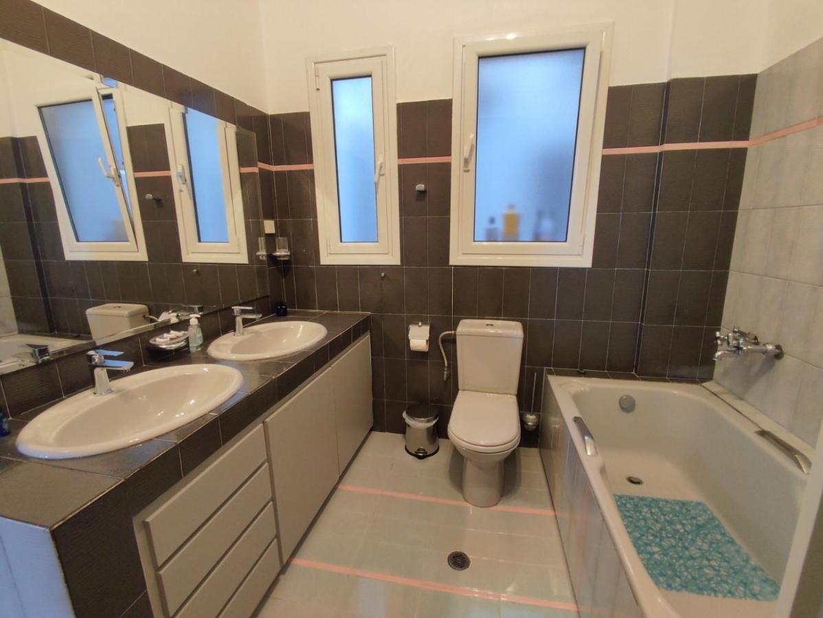 Dr. J. Spon Apartment Nafpaktos Ngoại thất bức ảnh